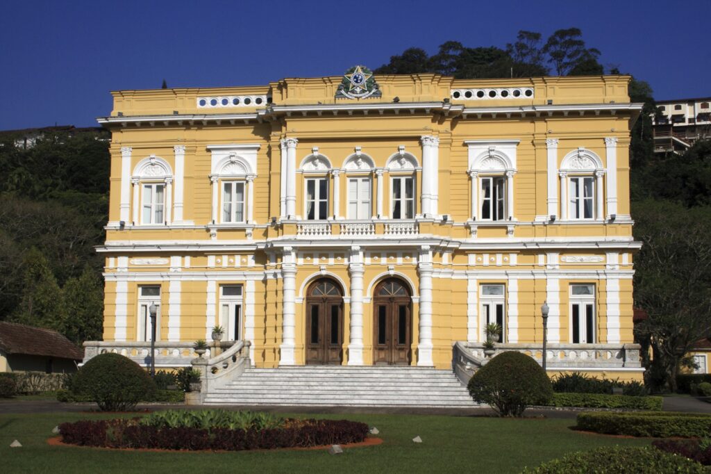 bra25-esacpethe-heat-in-petropolis-free-istock-000010132592
