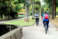 col03-Bogotabybike-FionaR-free col03-Bogotabybike-FionaR-free