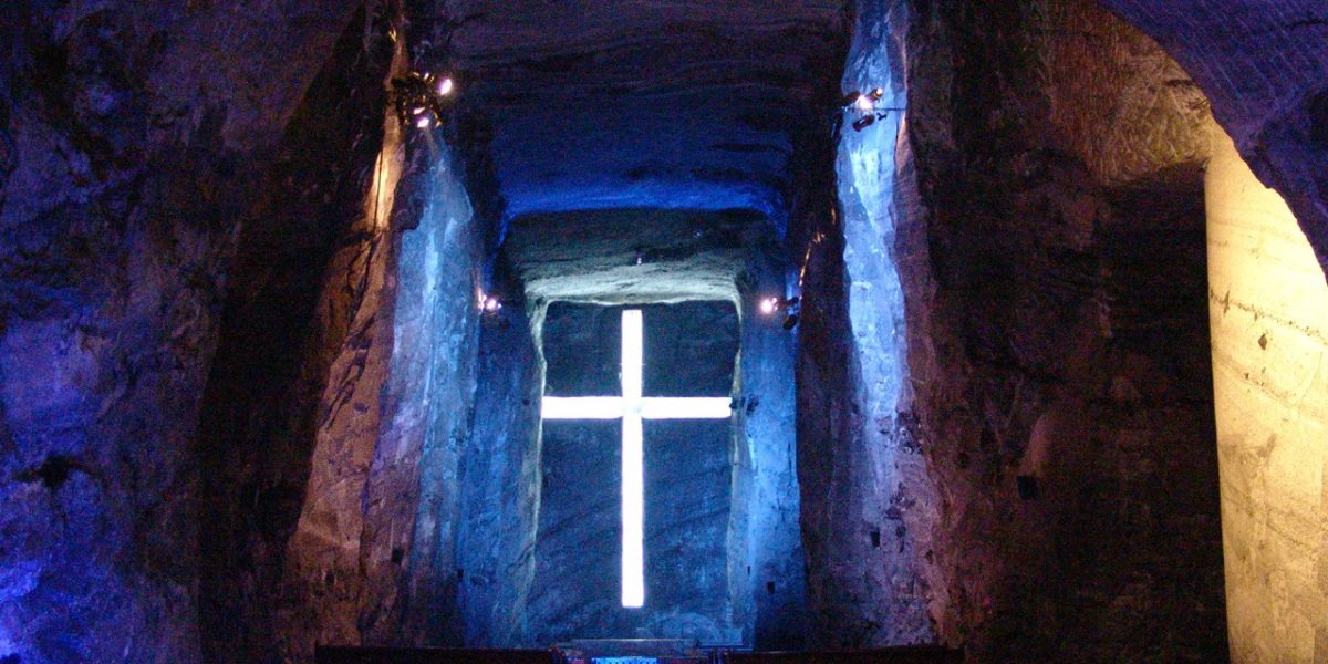 col05-visit-salt-cathedral-proexport-free