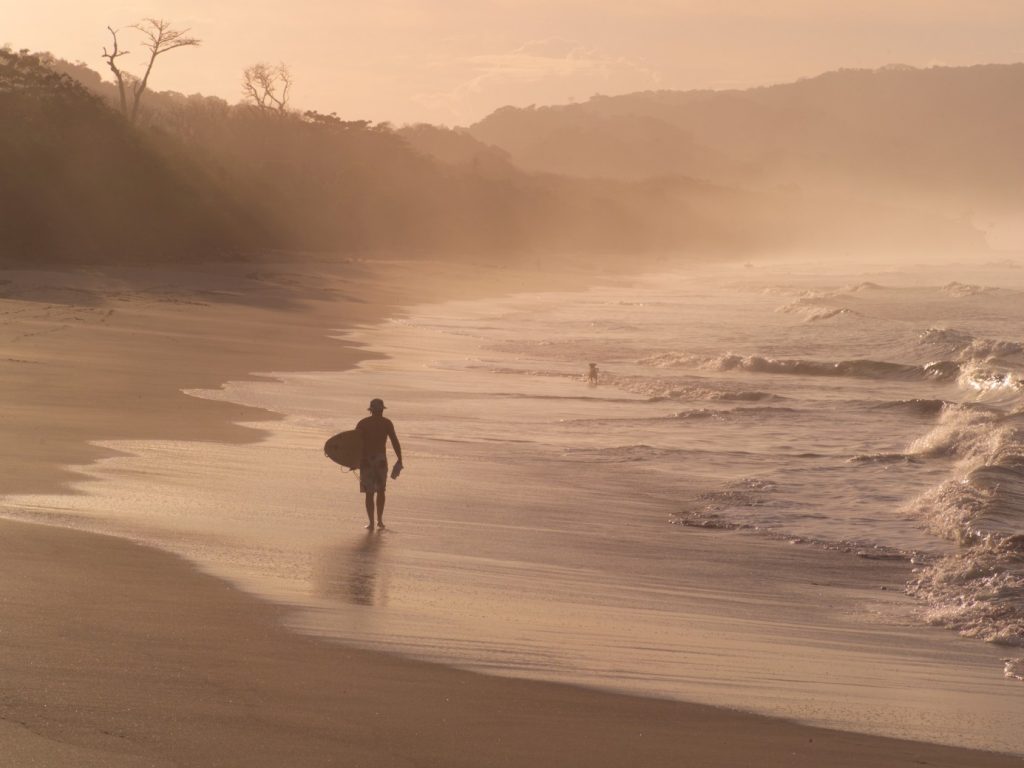 cos19-surfer-free-crtb