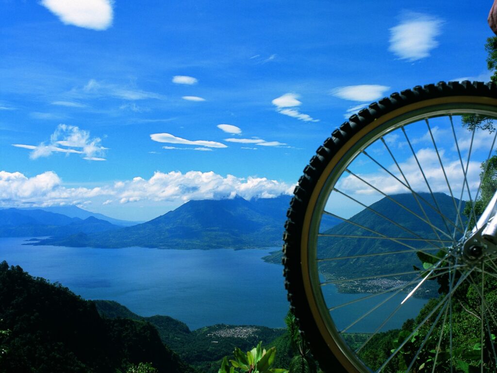 gua05-mountain-bike-around-lake-atitlan-free