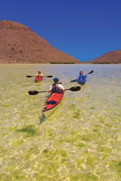 mex01-kayaking-pay-alamy mex01-kayaking-pay-alamy