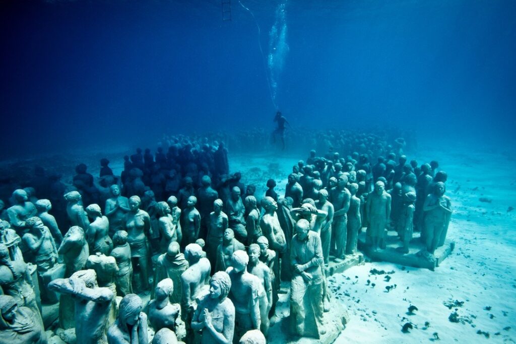 mex04-underwatersculture-free-jasondecairestaylor
