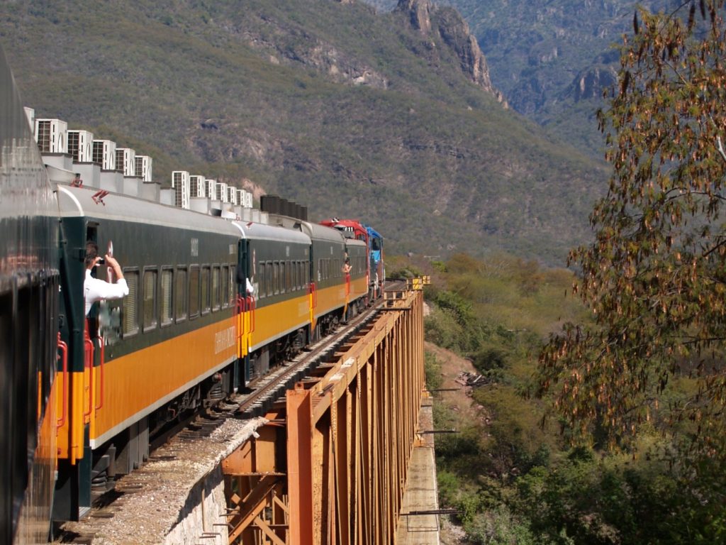 mex06-coppercanyon-free-condorverde