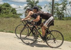 CUB29_Cycling in the Vinales Valley_iStock_Free CUB29_Cycling in the Vinales Valley_iStock_Free