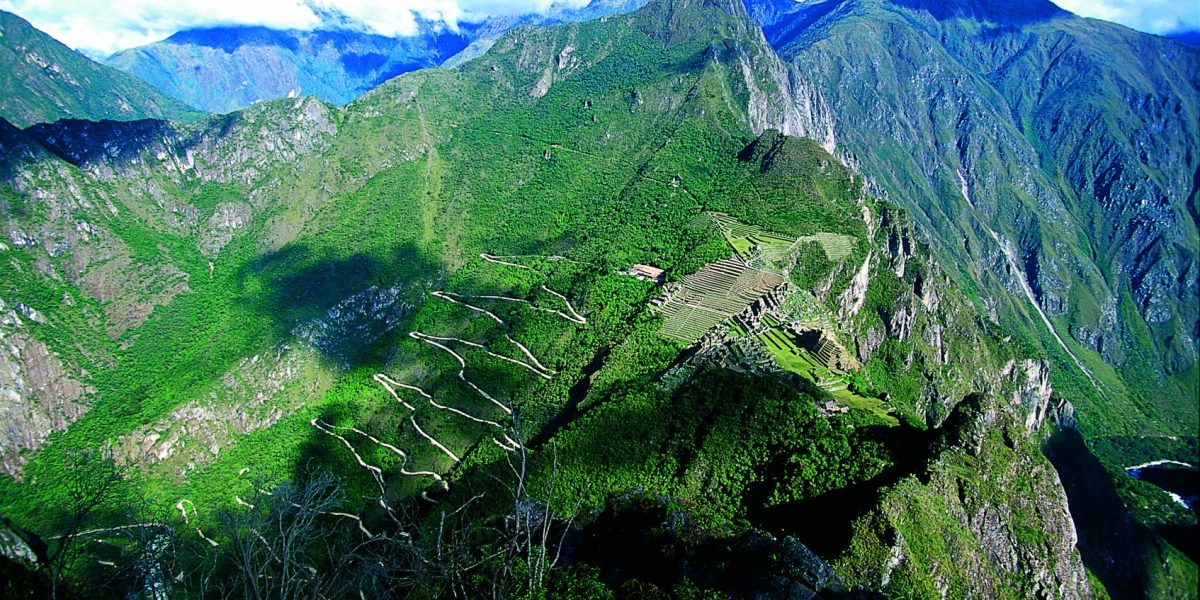 per39-huayna-picchu-free-santuarylodge